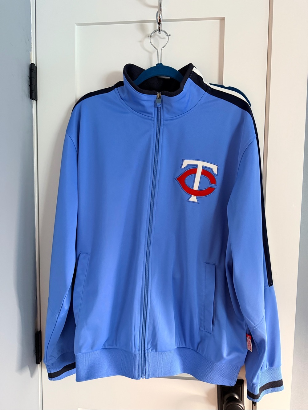 MLB MN Twins Light Blue Men's Jacket with Team Crest